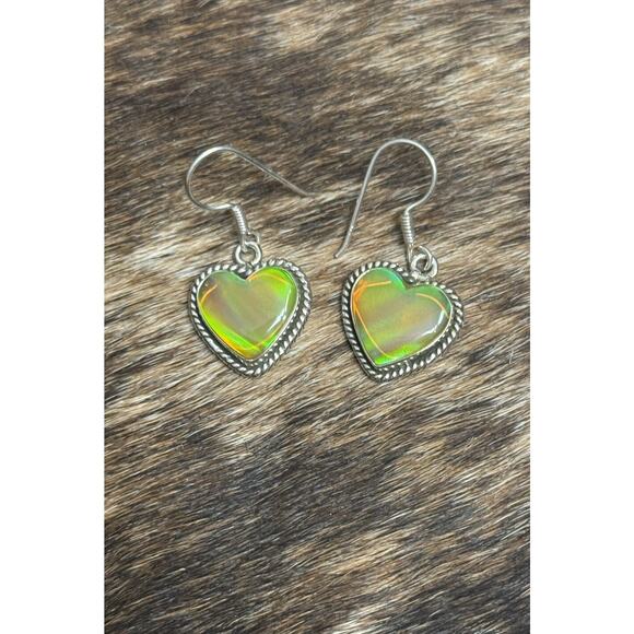 Native American SW Sterling Silver Neon Yellow Green Opal Heart Dangle Earrings - Picture 2 of 9